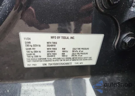 2025 Tesla Model Y z USA, uszkodzony, nr VIN 7SAYGDEE2SA348672